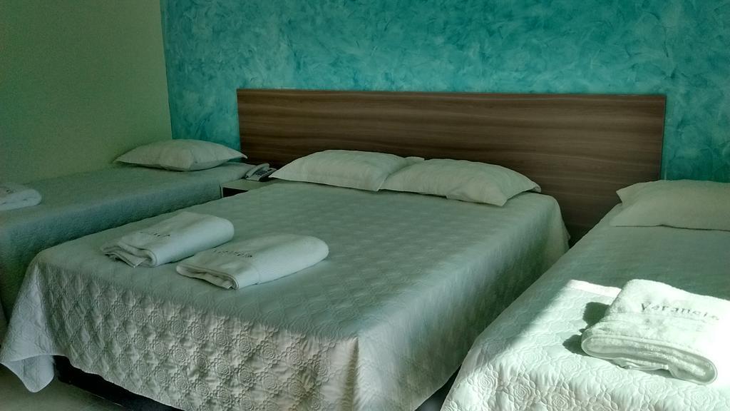 Pousada Veraneio Enseada Гуаружа Экстерьер фото